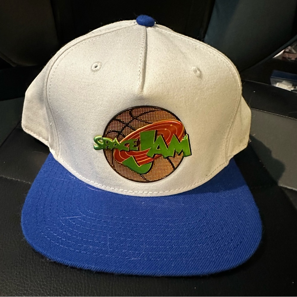 3 Hat Lot